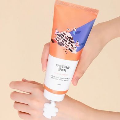 Пенка для умывания с экстрактом соевых бобов и пантенолом ROUND LAB Soybean Panthenol Cleanser в каталоге BeautyMuse