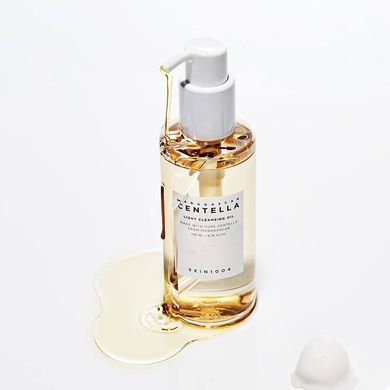 Гідрофільна олія з центеллою SKIN1004 Madagascar Centella Light Cleansing Oil в каталозі BeautyMuse