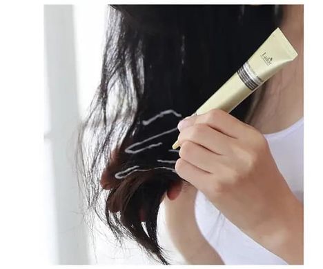 Нічна відновлювальна сироватка для волосся La'dor Snail Sleeping Hair Ampoule в каталозі BeautyMuse