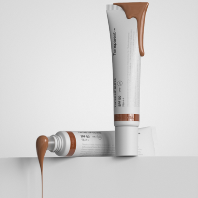 Бальзам для губ TRANSPARENT-LAB Lip Gloss SPF50 в каталоге BeautyMuse